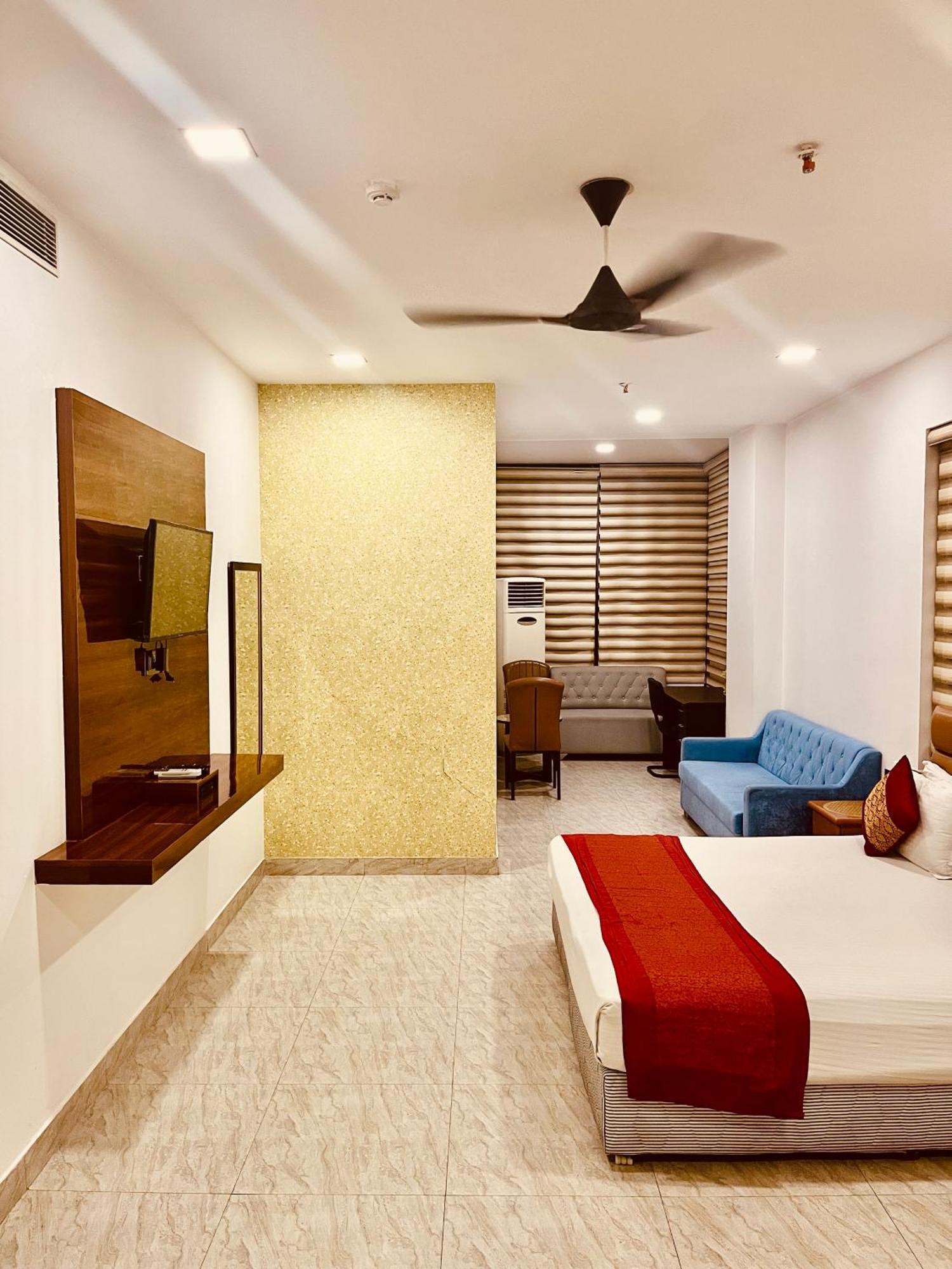 Amora Rooms Dwarka New Delhi Exterior photo